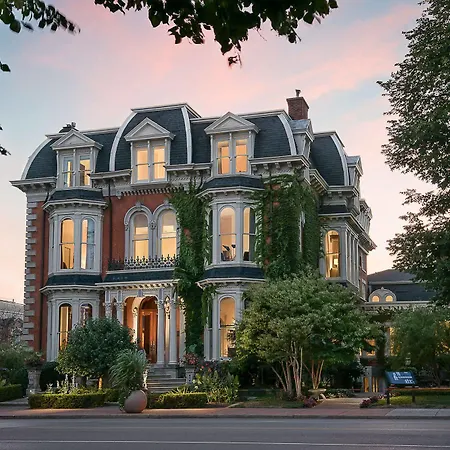 Hotel The Mansion On Delaware Avenue